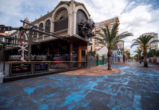 Apartment in Benidorm - 2BR Ocean II Flat - Parking & 2’ to Levante Beach Apartment in Benidorm - 2BR Ocean II Flat - Parking & 2’ to Levante Beach