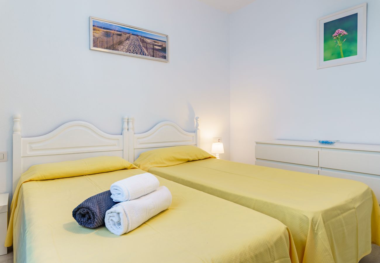 Apartment in Arona - 2BR Azahara Dream - Pool & Seaviews Apartment in Arona - 2BR Azahara Dream - Pool & Seaviews