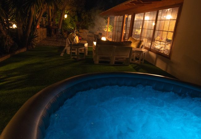 House in Santa María de Guía - 6BR Fire House Sanctuary-Terrace & Barbacue House in Santa María de Guía - 6BR Fire House Sanctuary-Terrace & Barbacue