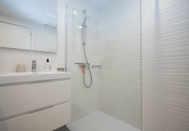 Studio in Las Palmas de Gran Canaria - Cozy Loft & Seaside Views- 1 min Las Canteras Studio in Las Palmas de Gran Canaria - Cozy Loft & Seaside Views- 1 min Las Canteras