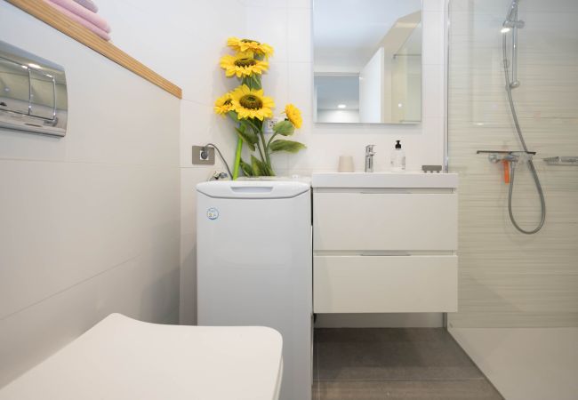 Studio in Las Palmas de Gran Canaria - Cozy Loft & Seaside Views- 1 min Las Canteras Studio in Las Palmas de Gran Canaria - Cozy Loft & Seaside Views- 1 min Las Canteras