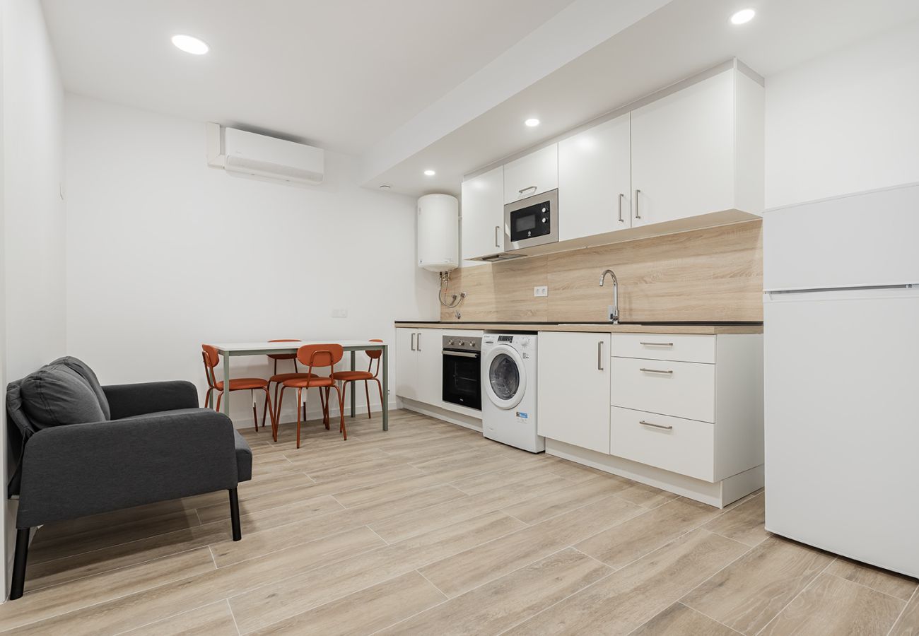 Apartment in Sant Martí Sarroca - Apartahotel Sant Marti Suites - 1B